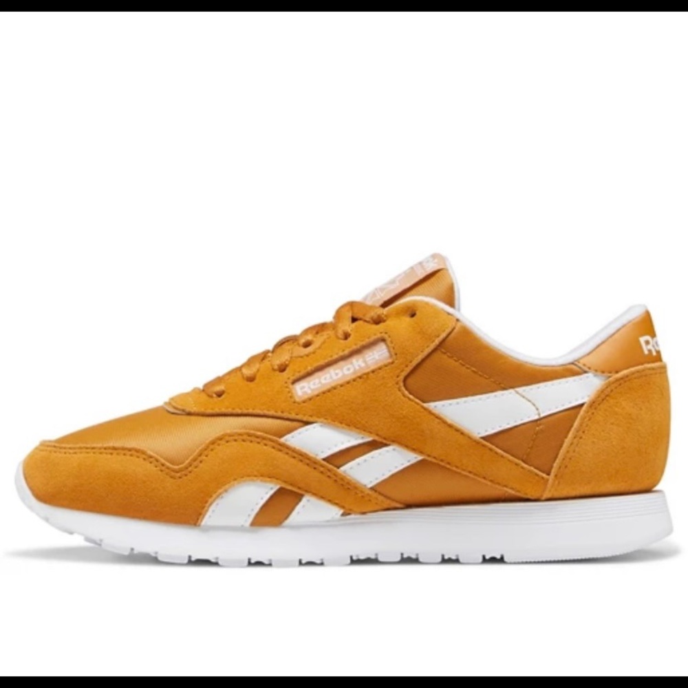 Reebok Sneakers